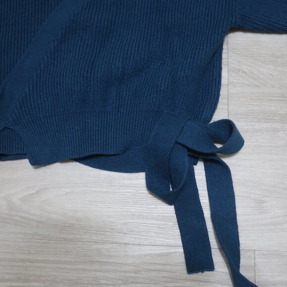Knit Makers Chunky Knit Teal Wraparound Sweater NWOT S - Picture 2 of 5